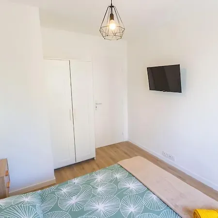 T5, 4 Chambres, St Charles/joliette Wifi, Terrasse