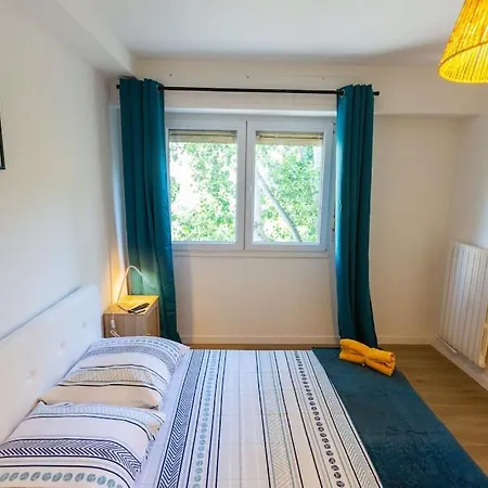 T5, 4 Chambres, St Charles/joliette Wifi, Terrasse *