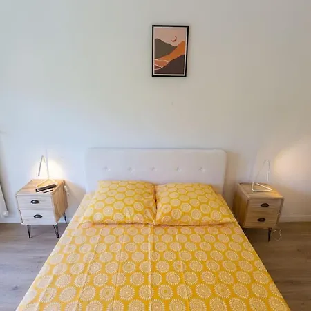 T5, 4 Chambres, St Charles/joliette Wifi, Terrasse Apartment *