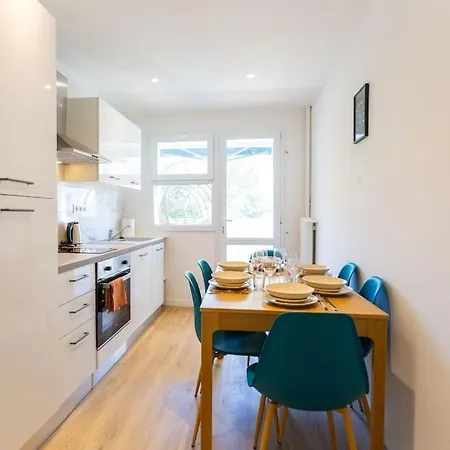 T5, 4 Chambres, St Charles/joliette Wifi, Terrasse Apartment Marseille