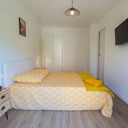 T5, 4 Chambres, St Charles/joliette Wifi, Terrasse *