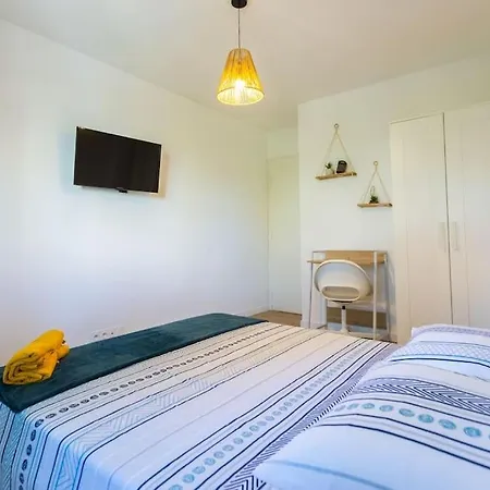 Apartment T5, 4 Chambres, St Charles/joliette Wifi, Terrasse *