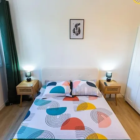 T5, 4 Chambres, St Charles/joliette Wifi, Terrasse
