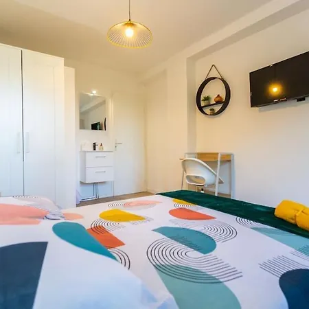 Apartment T5, 4 Chambres, St Charles/joliette Wifi, Terrasse Marseille