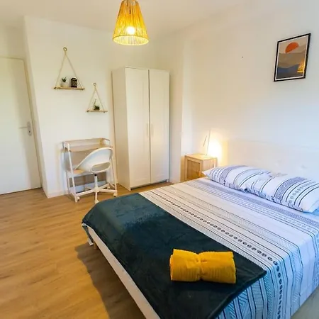 Apartment T5, 4 Chambres, St Charles/joliette Wifi, Terrasse Marseille