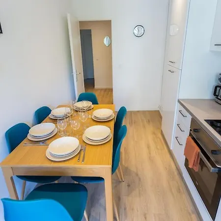 T5, 4 Chambres, St Charles/joliette Wifi, Terrasse *